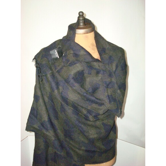 New Marciano Italy Scarf Wrap Camo Blue Green Mens Womens 73 x 23 Long Camoflage - Picture 1 of 9